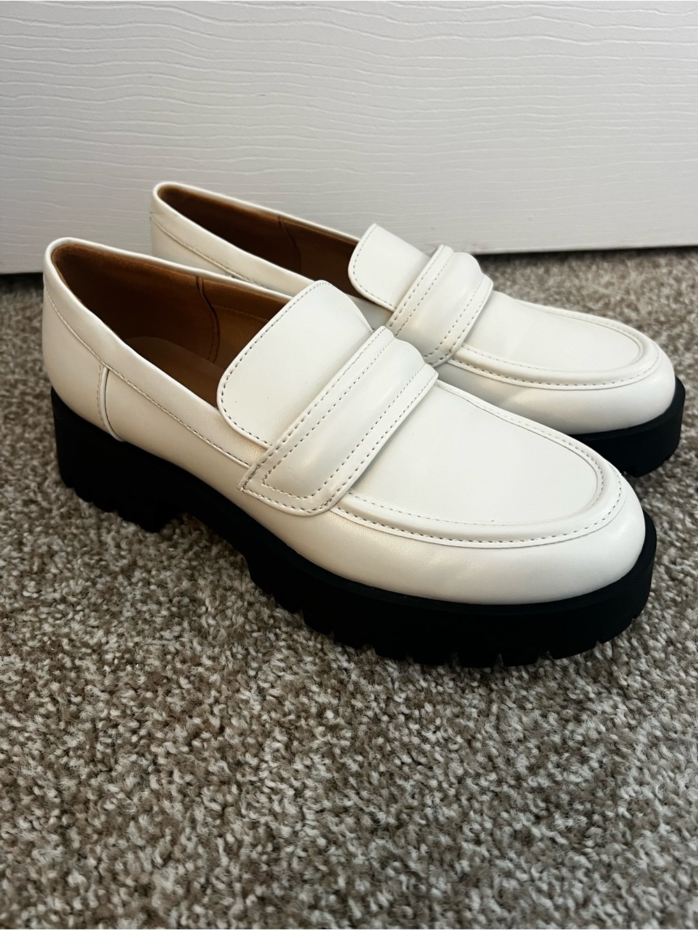 Nine West White Leather Lug Sole Penny Loafers